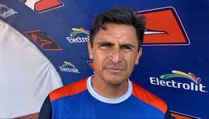 Solano busca su once en los partidos de pretemporada