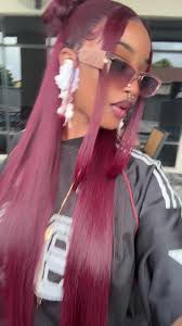 Stephanie Nova Trend