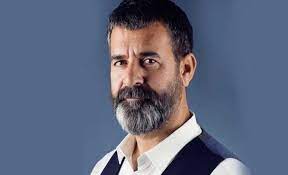 Hüseyin turan, ikinci evliliğini 2005 yılında i̇zmirli deniz turan ile yaptı. Huseyin Turan Kimdir Ansiklopedik Bilgiler