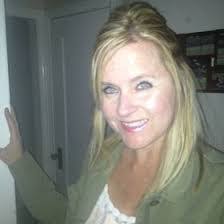 Heidi Confer's Instagram, Twitter & Facebook