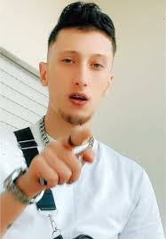 Marco: La Canción del Momento