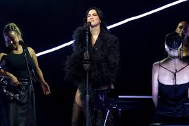 Dua Lipa y Lenny Kravitz: Dúo Explosivo en el Madison Square Garden