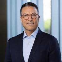 800+ "Pearlstein" profiles