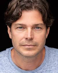 Eric Marmo's Instagram, Twitter & Facebook