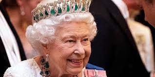 Et celle d'antigua et barbuda ? Reine D Angleterre Cherche Community Manager Elizabeth Ii Recrute Le Point