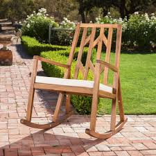 To that end, we scoured the internet looking for the best high weight capacity outdoor rocking chairs on the market today. 15 Best Outdoor Rocking Chairs Under 400 In 2021 Hgtv