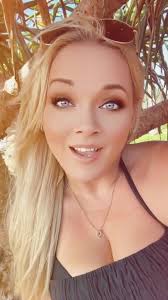 Kirsty Leigh 🐝 (@sweetleigh86)’s videos with Get to Know You song