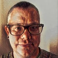 100+ perfiles de «Bryan Scott»