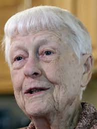 Hermantown resident, 97, learns American Sign Language