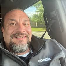 Daniel Rott's Instagram, Twitter & Facebook