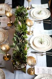 Celebratory, festive, cozy, elegant and intimate. 44 Christmas Table Decorations Place Settings Holiday Tablescapes