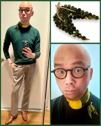 Great coverage today from our good friend Louis mc nally in mourne  observer. Receiving our new tracksuits from Shay Mc loughlin, and David  Hicks of Rostrevor Auto Clinic. Many thanks again lads.🥊🥊👏 |