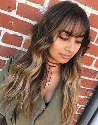 Belles Coiffures Longues Cheveux Ondules Super Facile Cheveux Updos 2019042 Belle Haircuts With Bangs Long Layered Haircuts Layered Haircuts With Bangs