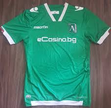 All the outfits and tracksuits used by the players in their training sessions are available for the fans to purchase! Pfc Ludogorets Razgrad Home Football Shirt 2015 2016 Sponsored By Ecasino Bg