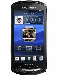 Compare Motorola L800t vs Sony Ericsson ...