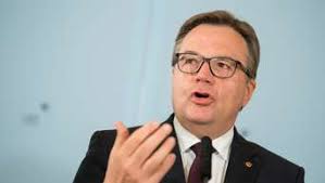 „die lage bleibt sehr ernst. Wegen Corona Gesperrt Tiroler Landeshauptmann Scheitert An Grenzkontrollen Zu Bayern Durchreise Untersagt Bayern