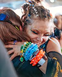 🛸 Cosmic vibes & comfort awaits!