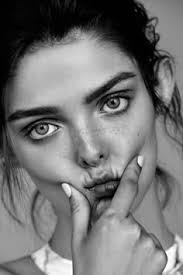 Face photography: Discover 23 Natural senior pictures ideas