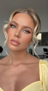 Ciara Owen (ciarajaneowen)