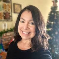 Eva Hicks's Instagram, Twitter & Facebook