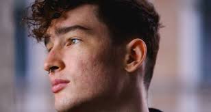 Male Session Singers & Vocalists for Hire