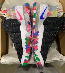 Bernstein/nbae via getty images) lebron james in the nike air tech challenge 2 black lava (andrew d. Nike Men Shox Classic Ii Si Black Diamond Screen James Gang Cq9283 002 Release Date Sbd