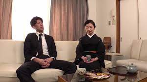 HRD-295 還暦未亡人の喪服の下から湧き出る性欲 4時間  Embed Player