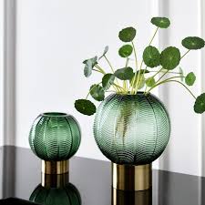Vase En Verre Vert Emeraude Ou Gris Taupe Fait Main En Verre Souffle Vase Vert Vase Gris Taupe