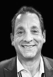 Mike Lazaro's Instagram, Twitter & Facebook