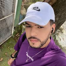 🏃‍♂️🫵🏼