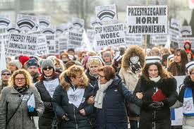 Because discernment is a gift of the spirit. Wielki Protest Pielegniarek W Rzeszowie 2000 Osob Manifestowalo Na Ulicach Miasta Zdjecia Wideo Nowiny