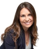 Lisa Bernath's Instagram, Twitter & Facebook