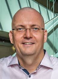 Univ.-Prof. Dr. Daniel Große