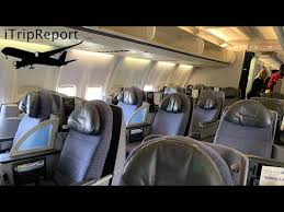 United Airlines 757 200 First Class Review Youtube