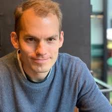 Christopher Hesse's Instagram, Twitter & Facebook