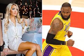 Dallas wings center liz cambage set the wnba record for most points in a single game when she scored 53 against the new york liberty on tuesday. Courtside Karen Juliana Carlos Makes Instagram Private After Lebron James Mess Lovebylife