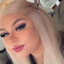 Caitlyn Bowers's Instagram, Twitter & Facebook