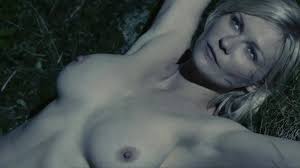 Kirsten dunst naked boobs