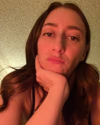 Danielle Weisberg's Instagram, Twitter & Facebook