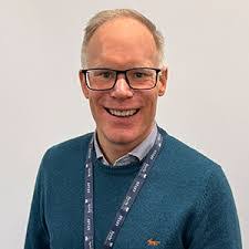 Kelvin Gill's Instagram, Twitter & Facebook