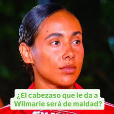 El cabezaso que le da a #Wilmarie será de maldad? ¿Qué opinas? #exlaton  #puertorico #estadosunidos