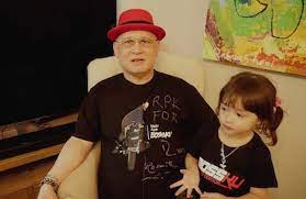 Malaysia today news portal webmaster raja petra kamaruddin wastoday charged with sedition at the petaling jaya sessions. Raja Petra Kamarudin Family Hari Raya At Manchester 2019 Malaysia Today