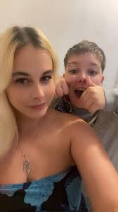 Birthday was yesterday thank you to who ever ordered for me I'm at the  Felix holt I hate asking but genuinely need something to eat as got no  money and I'm homeless |