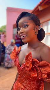 Stunning Bridal Makeup and Decor for a Perfect Day