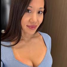 Helen Yee (@HelenYeeSports)