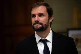 Crecí en esa hermosa ciudad del sur austral de chile. Defensor De Dictaduras Y Doble Estandar Batalla Campal Entre Sharp Y Bellolio Por Asesinato De Marielle Franco