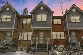 Quality custom cabinets in bowmanville and the durham region since 1971. 5419 N Bowmanville Avenue Chicago Il 60625 Mls 10978885 Properties