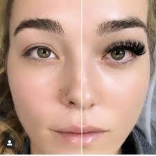 Courtney Mink's Instagram, Twitter & Facebook