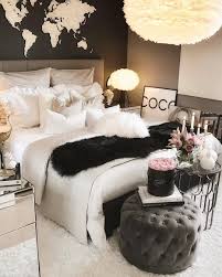 Interior Design House Home On Instagram Credit Zeynepshome Ha En Alle Tiders Fredag In 2020 Tumblr Zimmer Gestalten Zimmer Gestalten Tumblr Zimmer Ideen