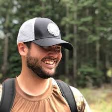 Alex Hackworth's Instagram, Twitter & Facebook